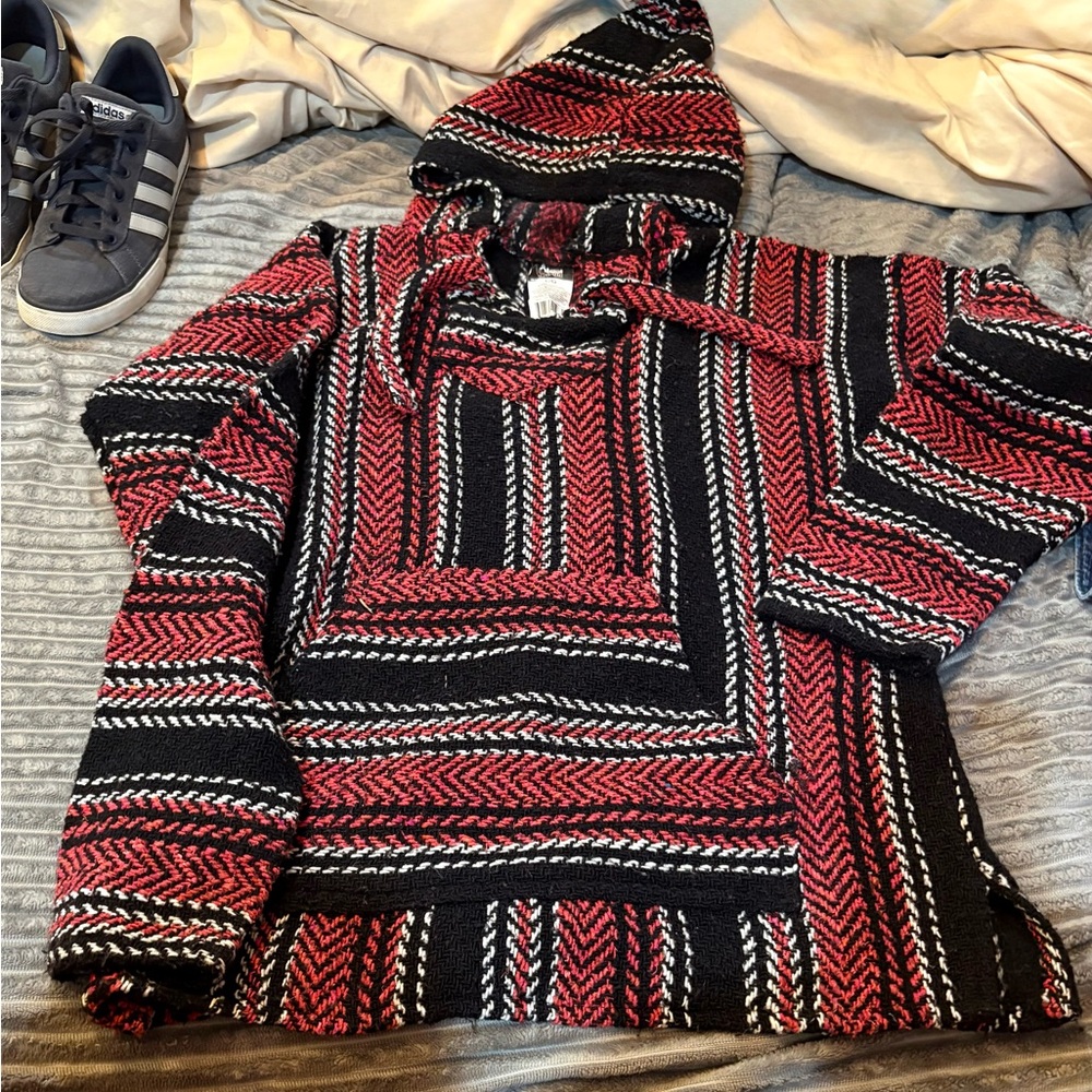 Vintage 90s Mexican Woven Baja
Rug Sz L Hoodie Black, Red,& White Striped Hoodie